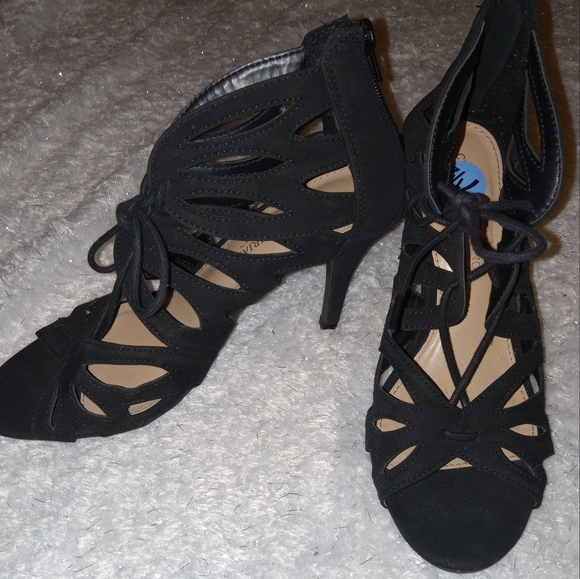 Christian Siriano Shoes - Christian Siriano for Payless Black Strappy Tie Up Heels